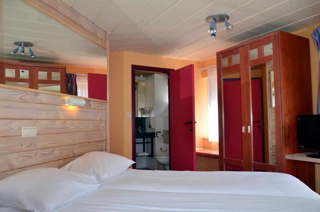 Hotel Les Arcades - La-Roche-En-Ardenne Dış mekan fotoğraf